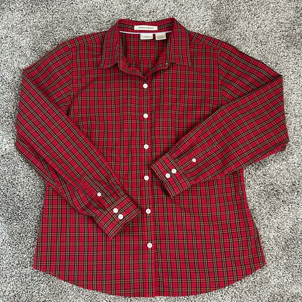 L.L. BEAN WOMENS CHRISTMAS PLAID WRINKLE RESISTANT BUTTON DOWN L/S TOP EUC SZ M